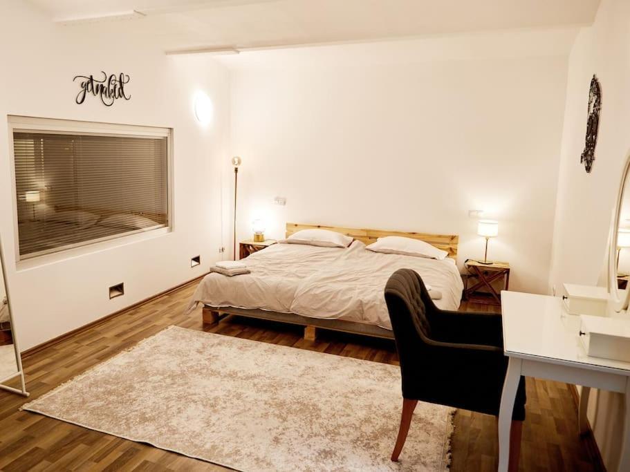 210 M2 Loft Mit Terasse 2b 3r Kreuzberg Appartement