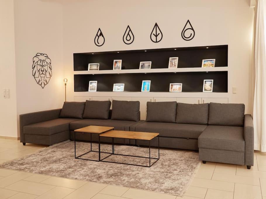 Appartement 210 M2 Loft Mit Terasse 2b 3r Kreuzberg *